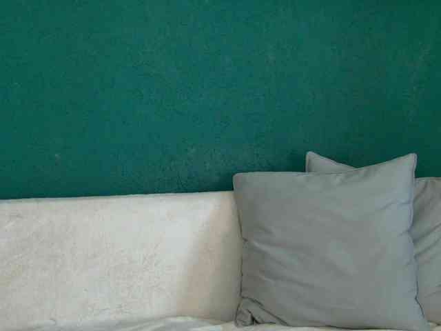 SkinnyNatty webcam