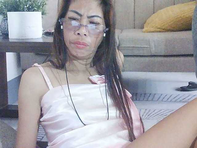 hotgirl46 live cam on BongaCams