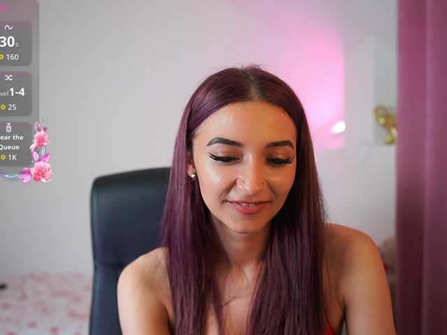 RocknRose18 live cam on BongaCams