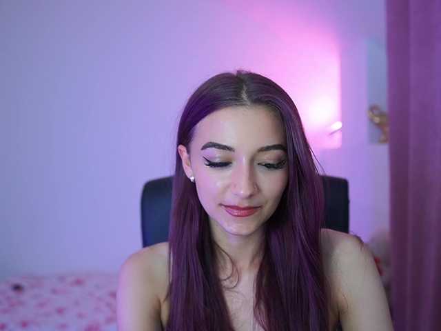 RocknRose18 live cam on BongaCams