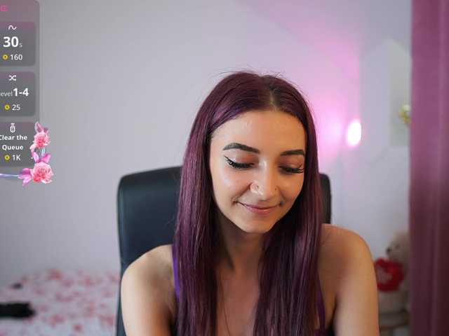 RocknRose18 live cam on BongaCams