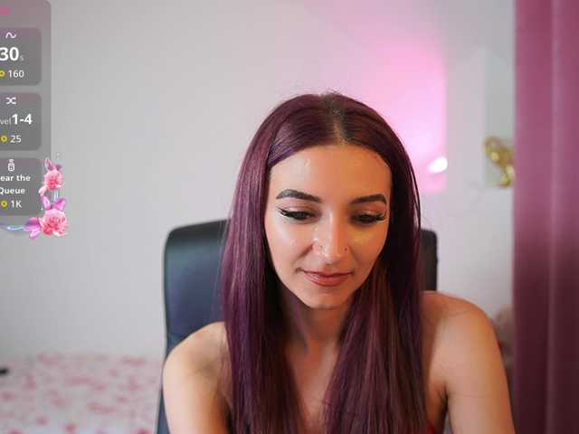 RocknRose18 live cam on BongaCams