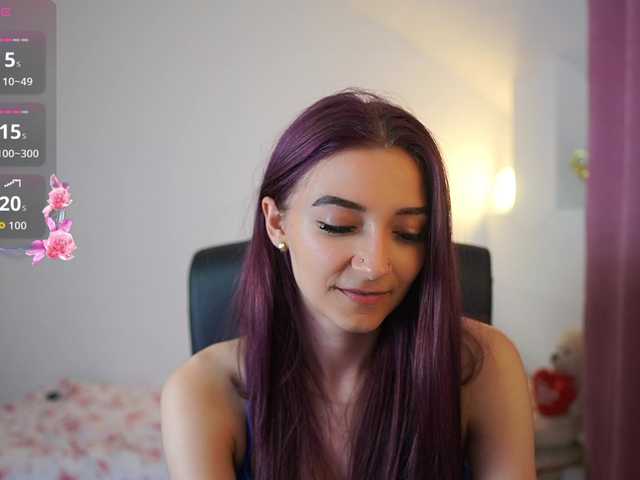 RocknRose18 live cam on BongaCams
