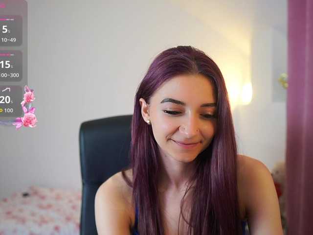 RocknRose18 live cam on BongaCams