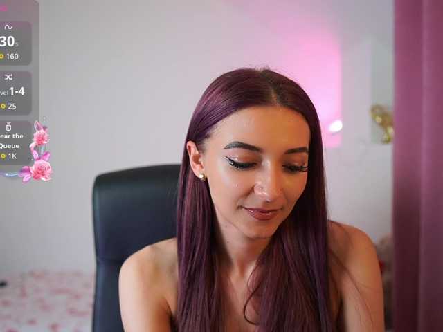 RocknRose18 live cam on BongaCams