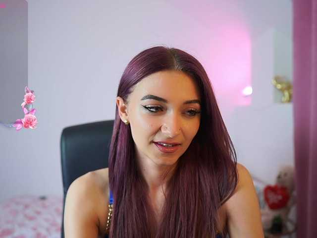 RocknRose18 live cam on BongaCams