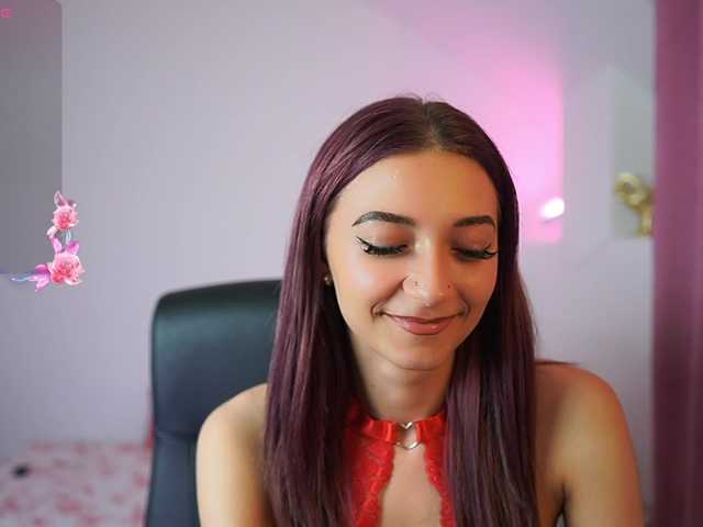 RocknRose18 live cam on BongaCams