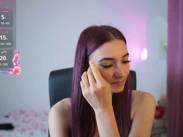 RocknRose18 live cam on BongaCams