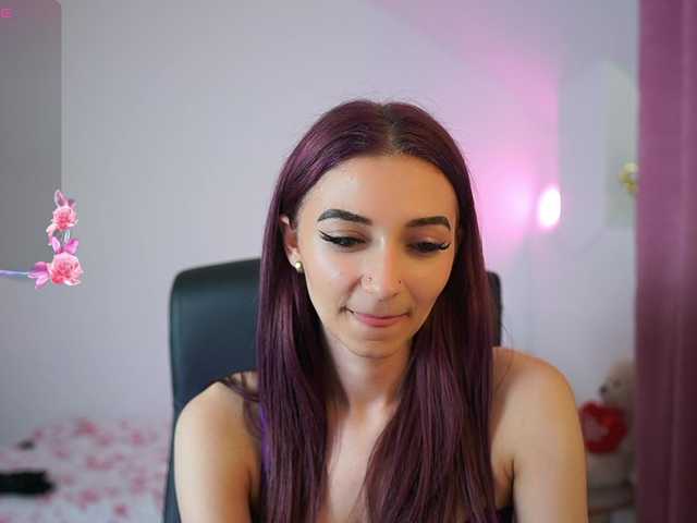 RocknRose18 live cam on BongaCams