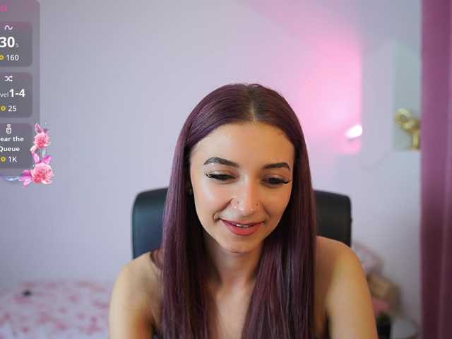 RocknRose18 live cam on BongaCams