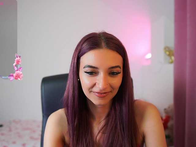 RocknRose18 live cam on BongaCams