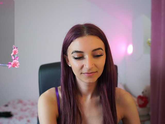 RocknRose18 live cam on BongaCams