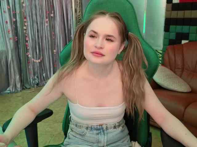 KittyPantera webcam