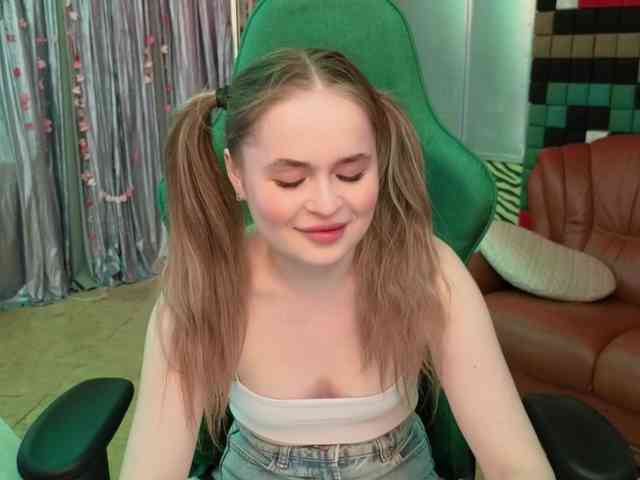 KittyPantera webcam