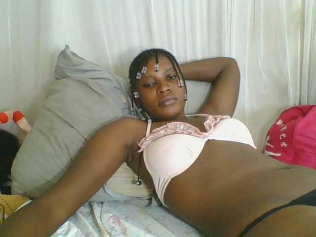 Blacksweetbeb live cam on BongaCams