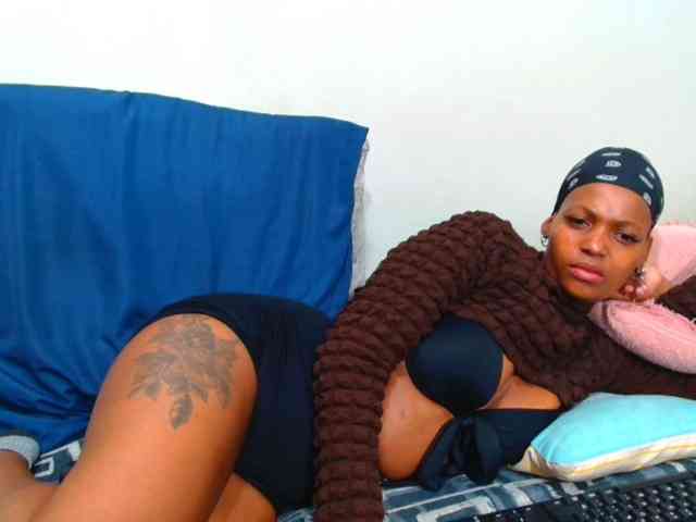SlutyKay webcam