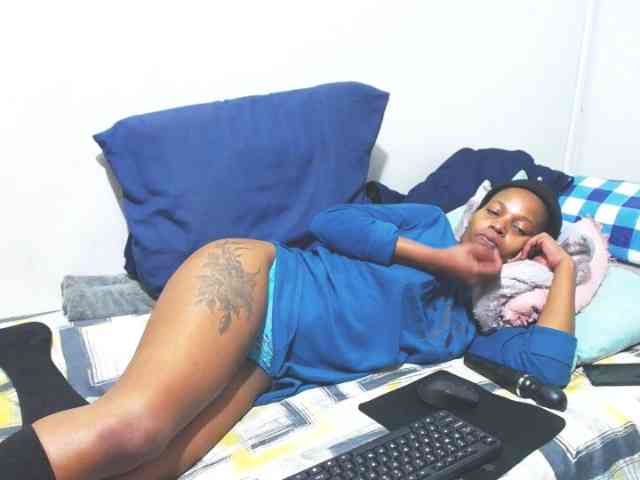 SlutyKay webcam