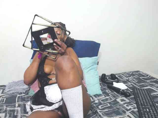 SlutyKay webcam