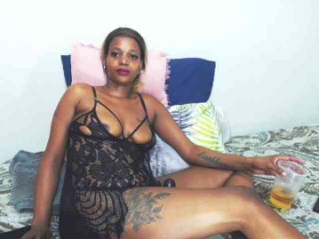 SlutyKay webcam