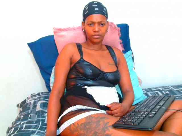 SlutyKay webcam