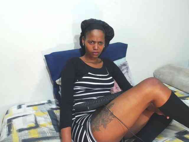 SlutyKay webcam