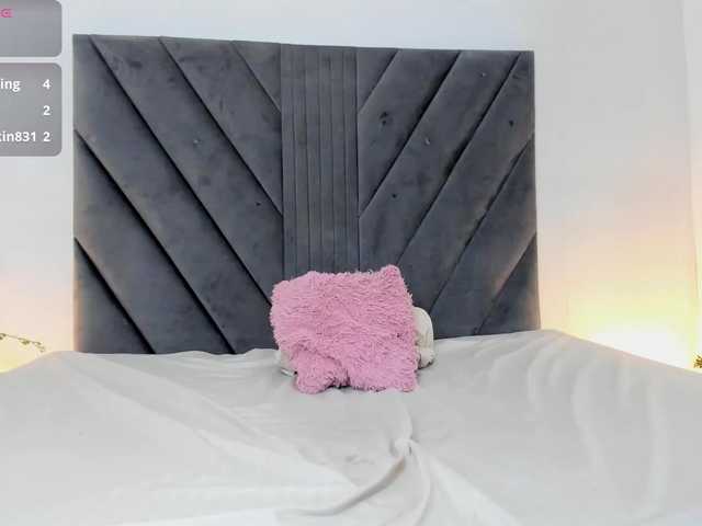 Miaatorres live cam on BongaCams
