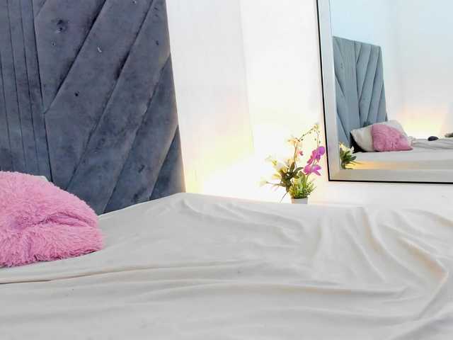 Miaatorres live cam on BongaCams