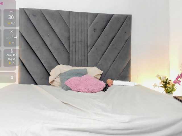 Miaatorres live cam on BongaCams