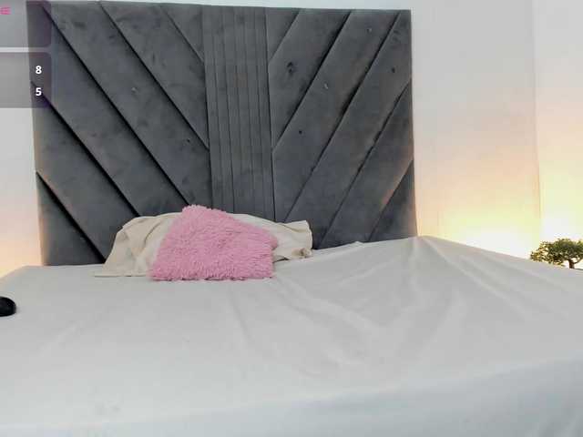 Miaatorres live cam on BongaCams