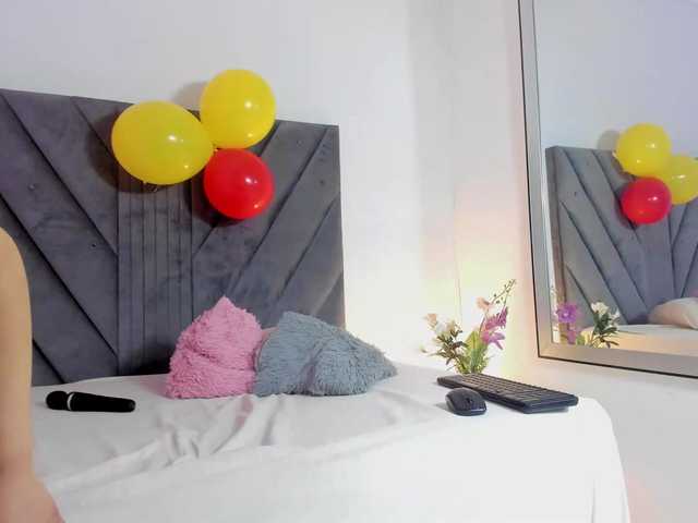 go to chat with Miaatorres