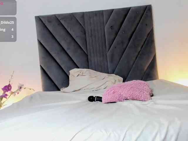 Miaatorres webcam