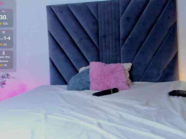 Miaatorres webcam