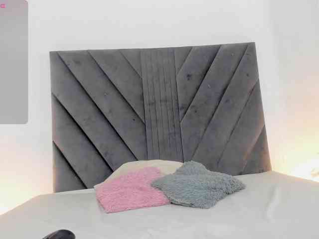 Miaatorres webcam