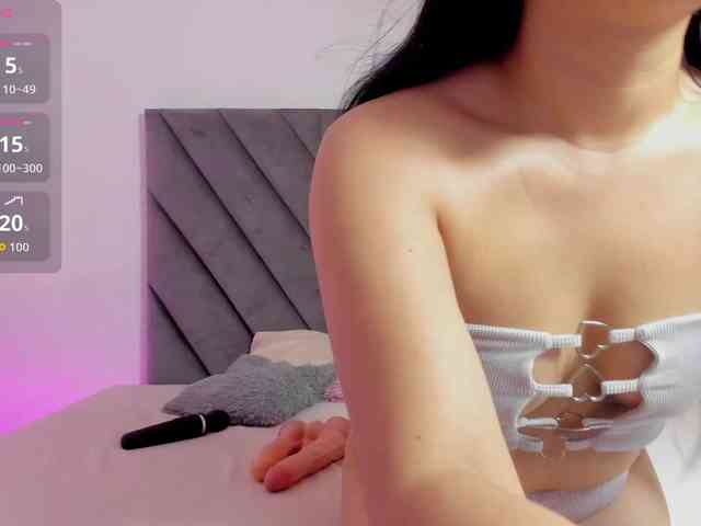 Miaatorres webcam