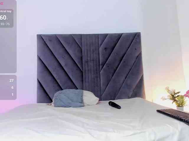 Miaatorres webcam