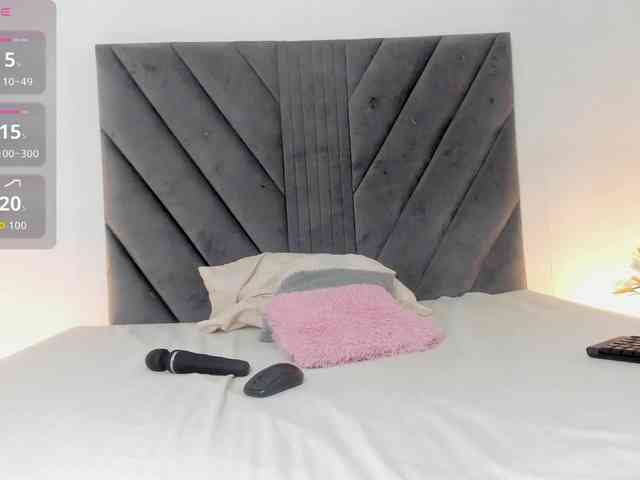 Miaatorres webcam