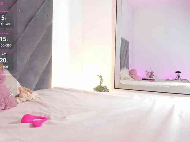 Miaatorres webcam