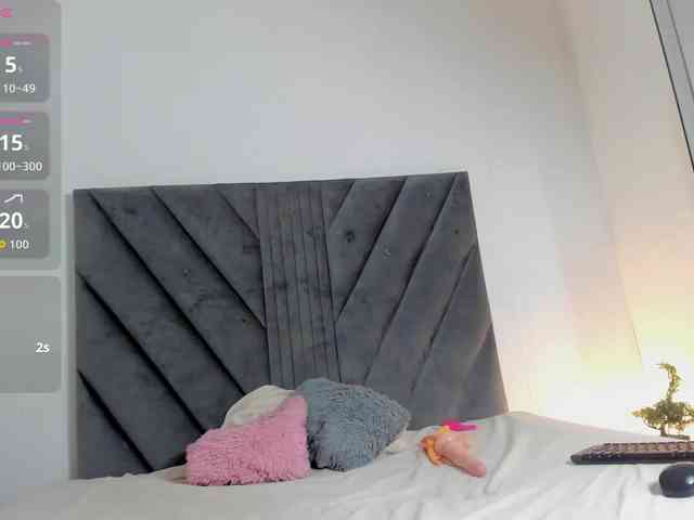 Miaatorres webcam