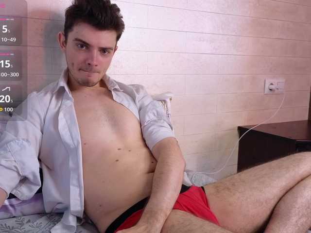 Peachb0y live cam