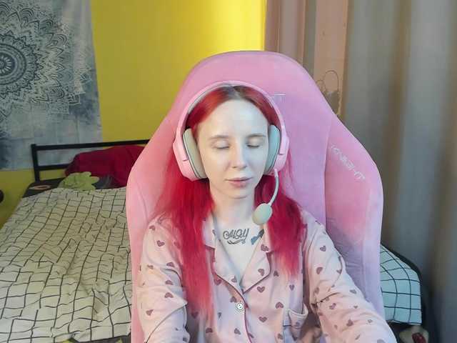 MoonScar's BongaCams show and profile