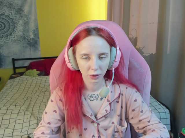 MoonScar's BongaCams show and profile