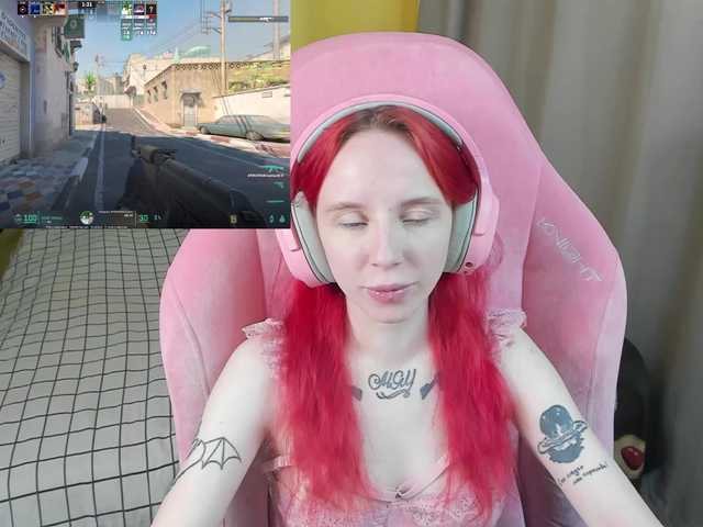 MoonScar's BongaCams show and profile