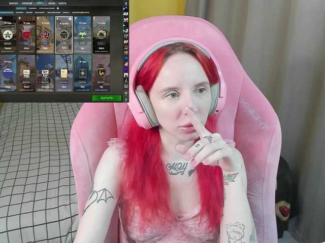 MoonScar's BongaCams show and profile