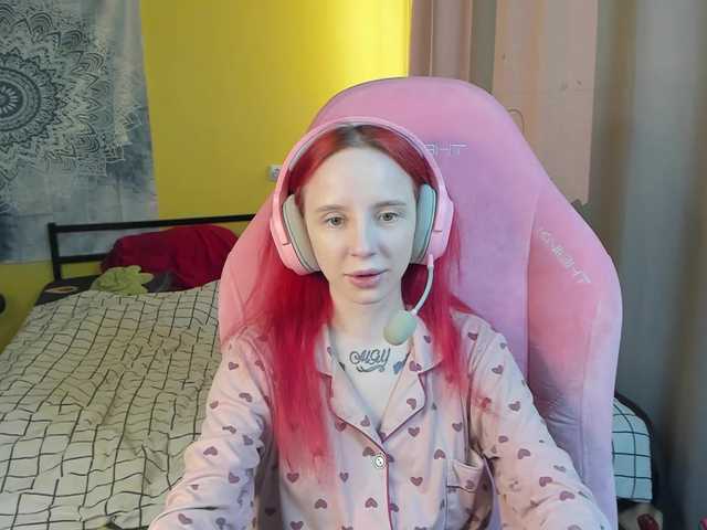 MoonScar's BongaCams show and profile