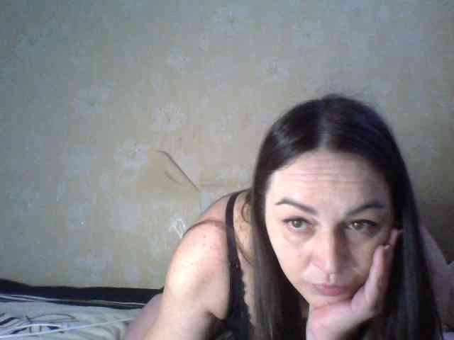KissyHoney webcam