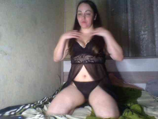 KissyHoney webcam