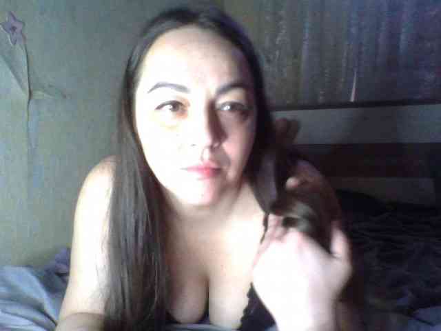 KissyHoney webcam