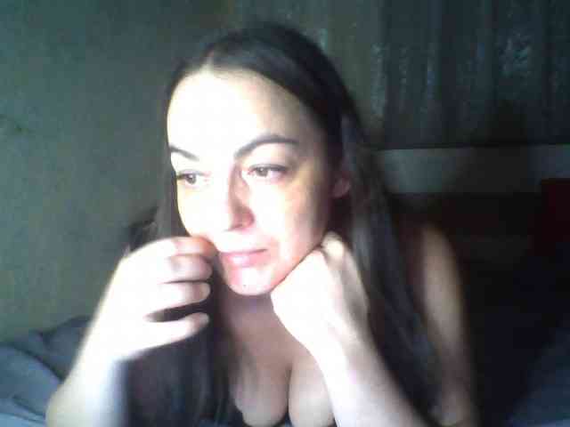 KissyHoney webcam