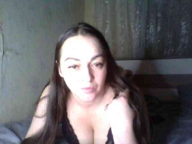 KissyHoney webcam
