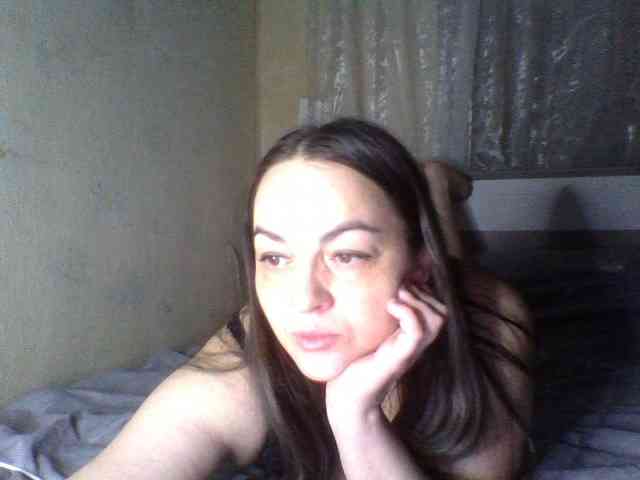 KissyHoney webcam